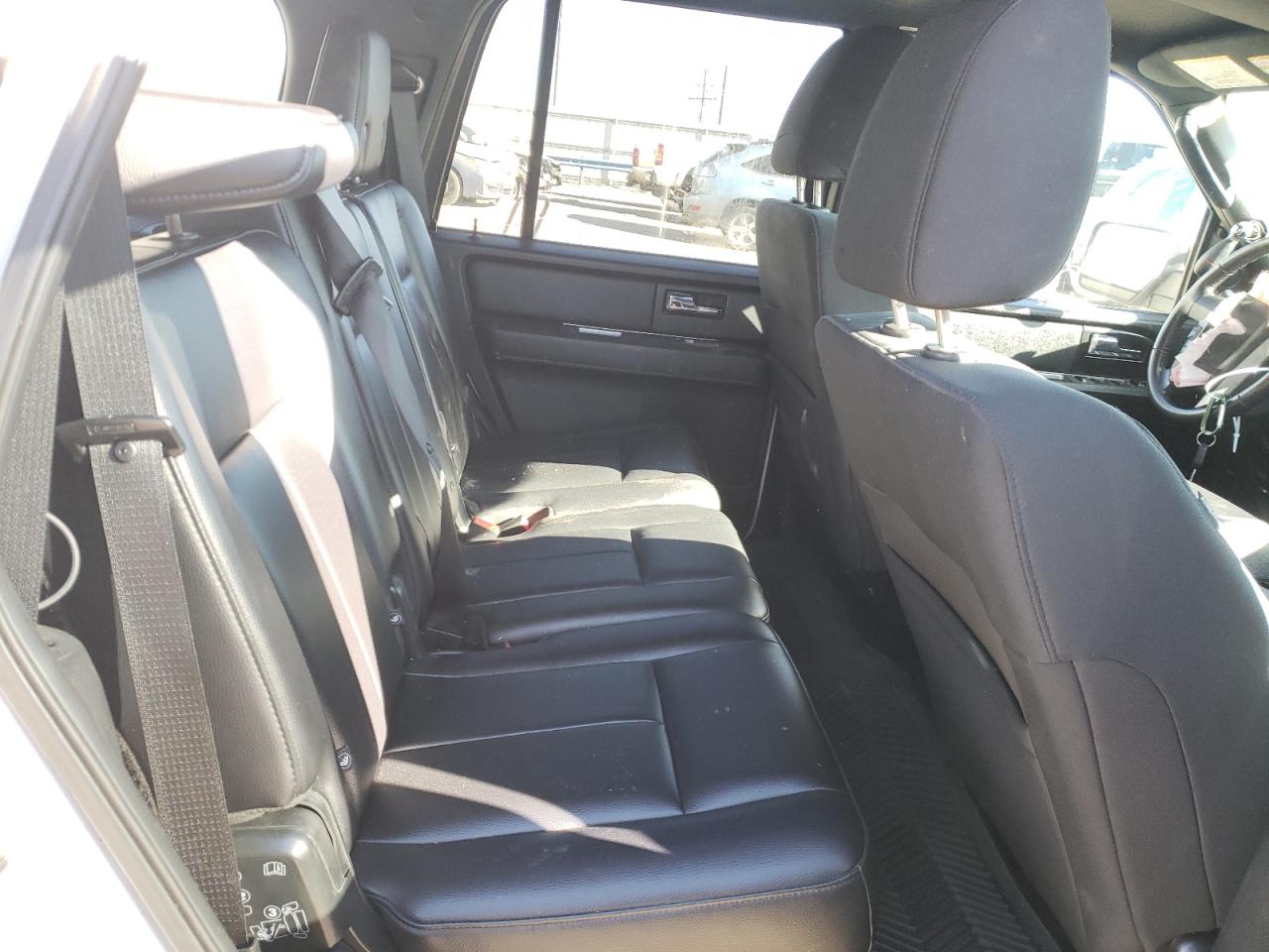 Photo 6 from auction – 2015 FORD EXPEDITION with VIN 1FMJU1GT2FEF01171