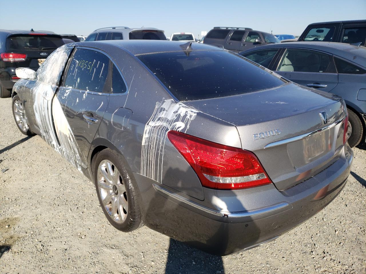 Photo 3 from auction – 2011 HYUNDAI EQUUS SIGN with VIN KMHGH4JFXBU042880