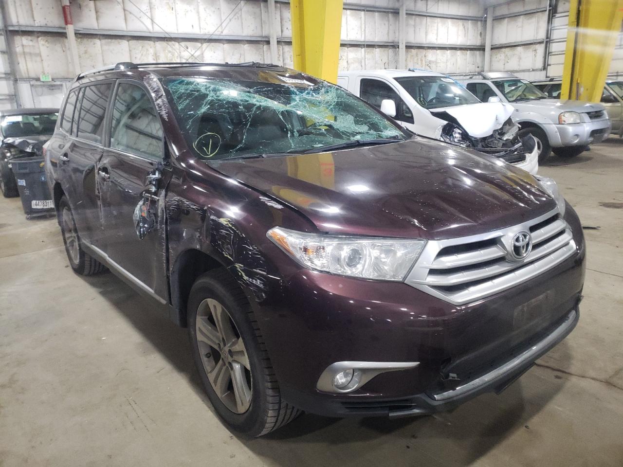 TOYOTA HIGHLANDER 2012 with VIN 5TDDK3EH3CS135664 - Photo from auction