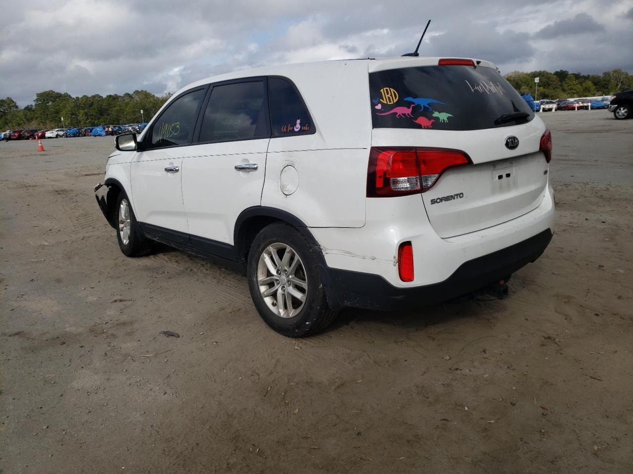 Photo 3 from auction – 2015 KIA UK with VIN 5XYKT3A67FG641184