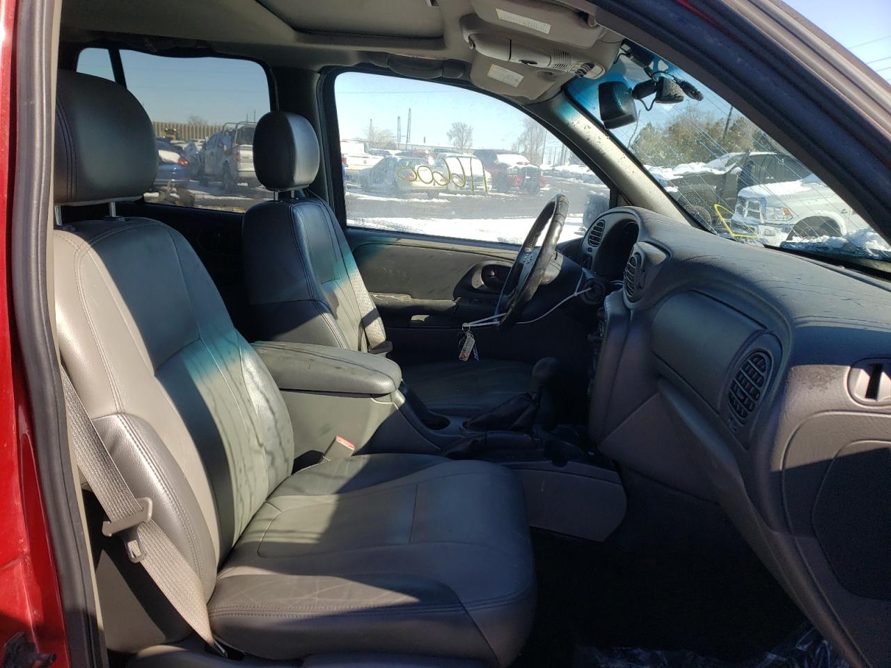 Photo 5 from auction – 2003 CHEVROLET TRAILBLAZE with VIN 1GNDT13S732215354