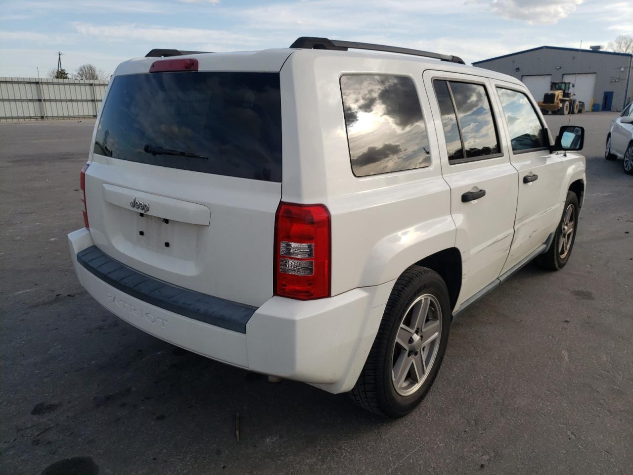Photo 4 from auction – 2008 JEEP PATRIOT SP with VIN 1J8FT28W98D679382