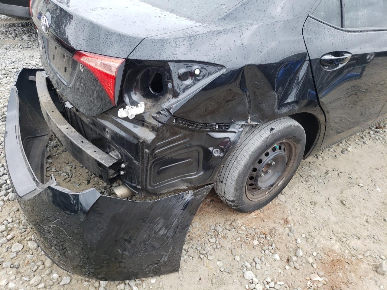 Photo 9 from auction – 2018 TOYOTA COROLLA L with VIN 5YFBURHE8JP841900