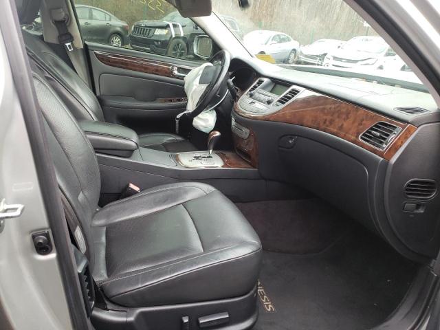 Photo 5 from auction – 2010 HYUNDAI GENESIS 3. with VIN KMHGC4DE8AU079992