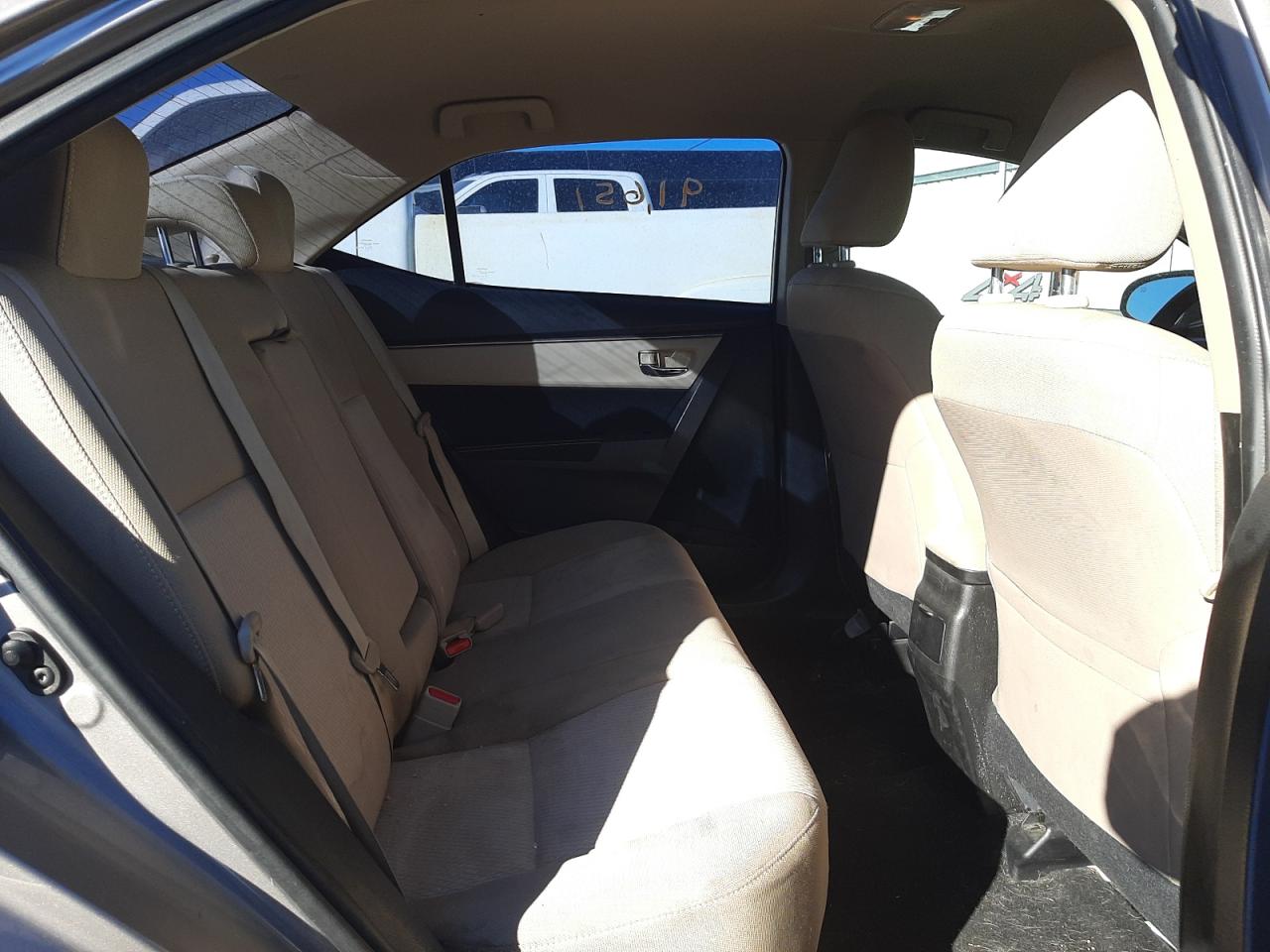 Photo 6 from auction – 2015 TOYOTA COROLLA L with VIN 5YFBURHEXFP187554