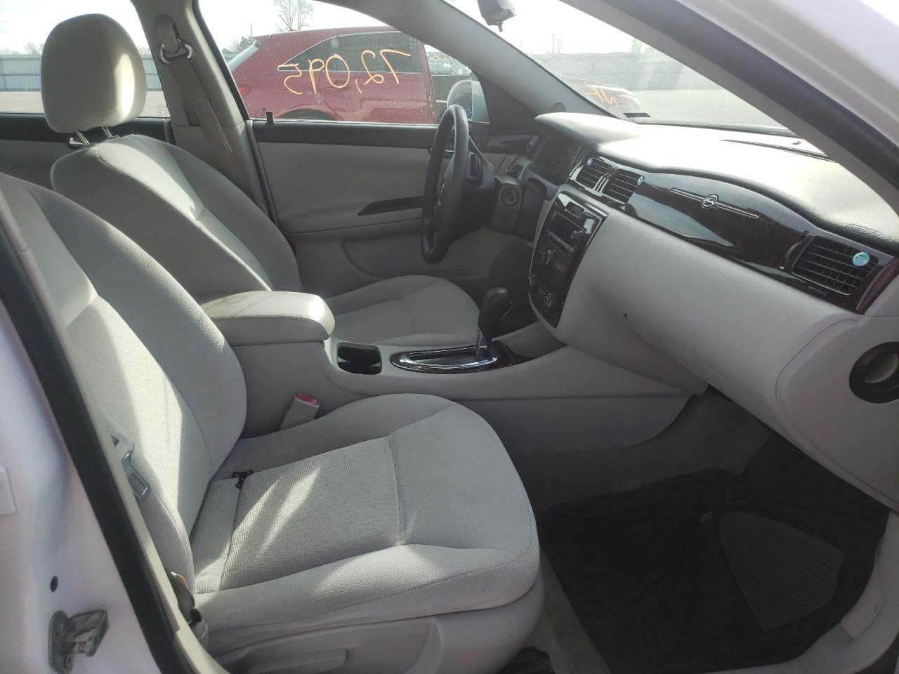 Photo 5 from auction – 2016 CHEVROLET IMPALA with VIN 2G1WB5E32G1101875
