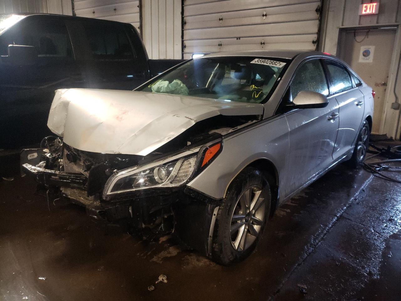 Photo 2 from auction – 2015 HYUNDAI SONATA SE with VIN 5NPE24AF0FH040018