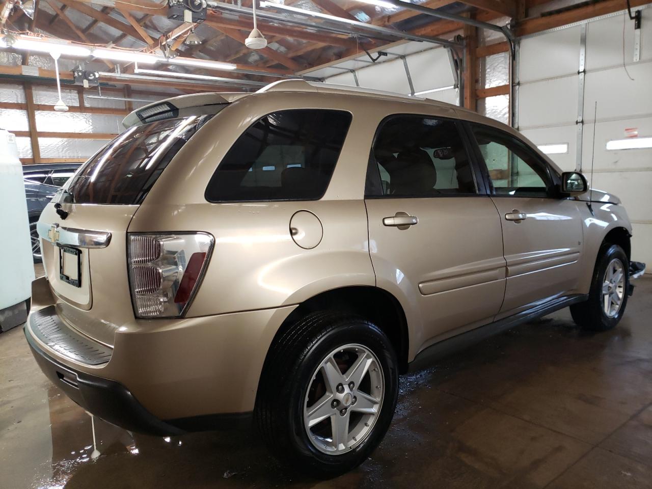 Photo 4 from auction – 2006 CHEVROLET EQUINOX LT with VIN 2CNDL63F366111343