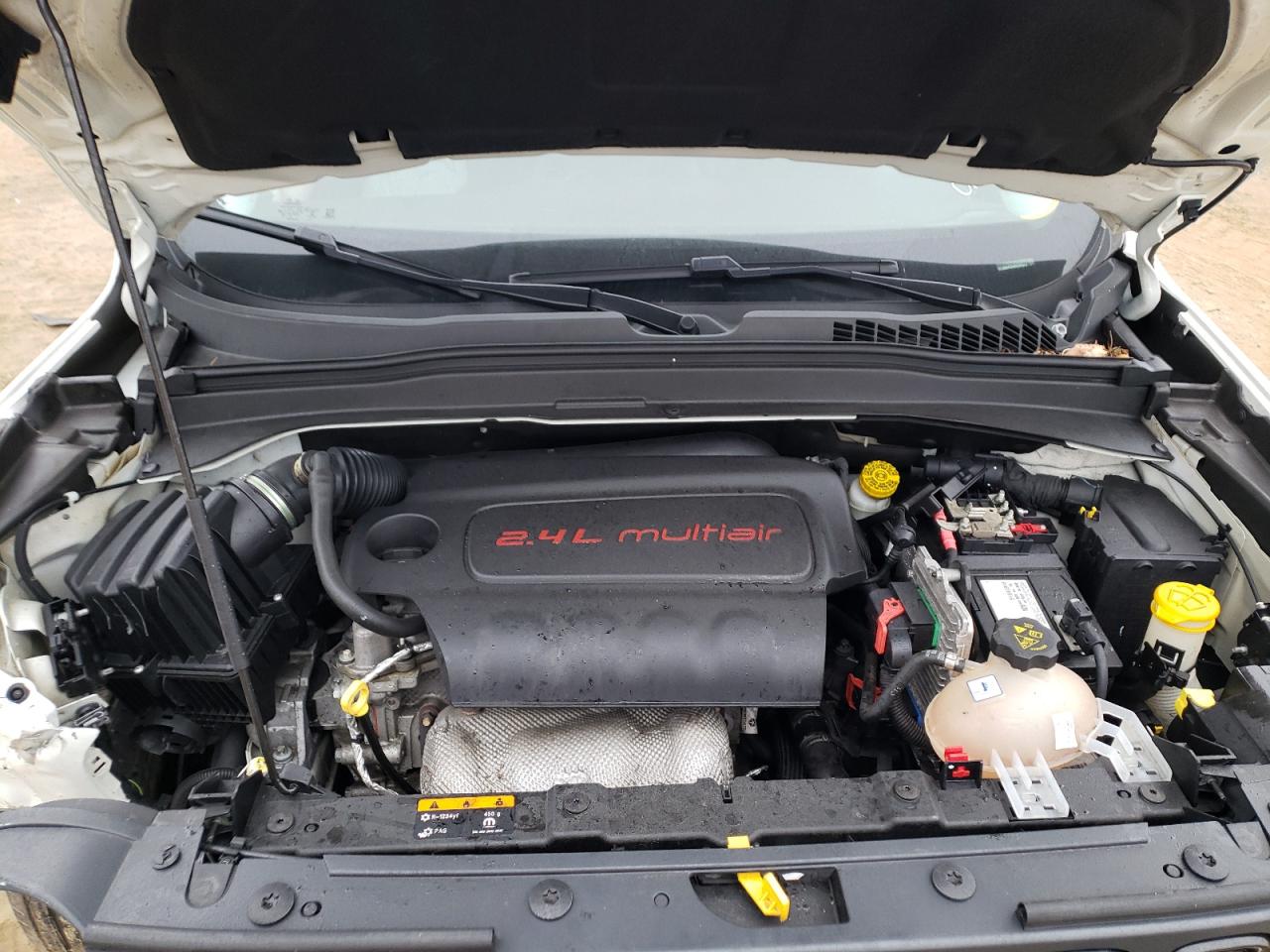Photo 7 from auction – 2017 JEEP RENEGADE L with VIN ZACCJBBB3HPG03454
