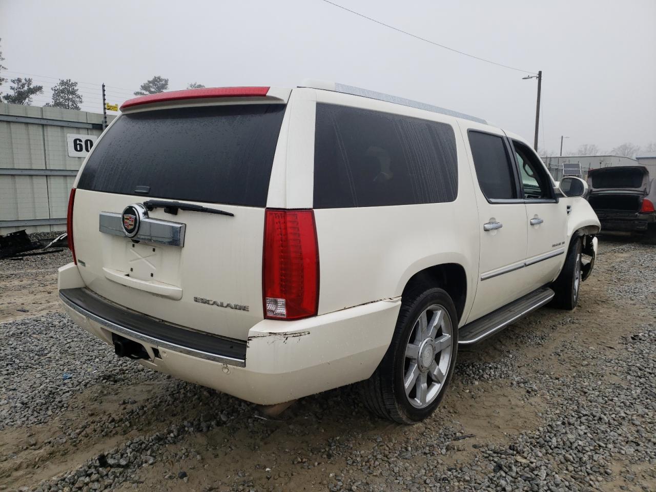 Photo 4 from auction – 2010 CADILLAC ESCALADE E with VIN 1GYUKHEF4AR149106
