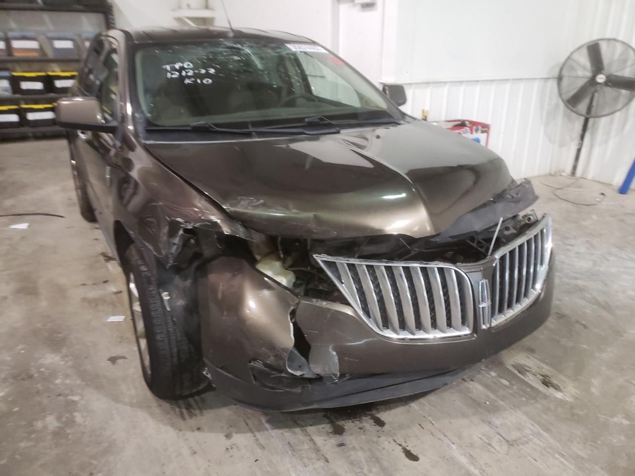 Photo 9 from auction – 2011 LINCOLN MKX with VIN 2LMDJ6JK7BBJ09025
