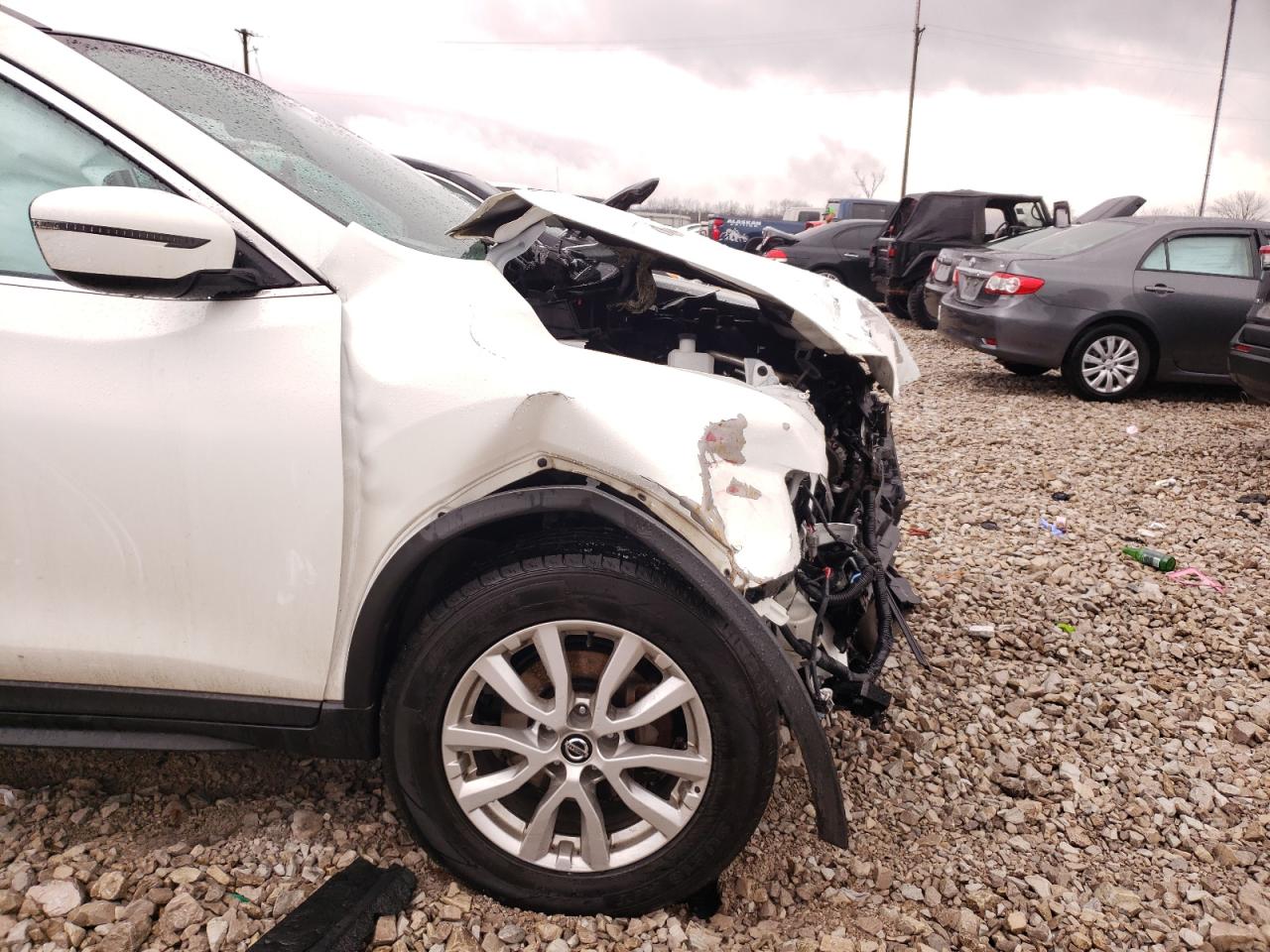 Photo 9 from auction – 2018 NISSAN ROGUE S with VIN KNMAT2MT4JP575397