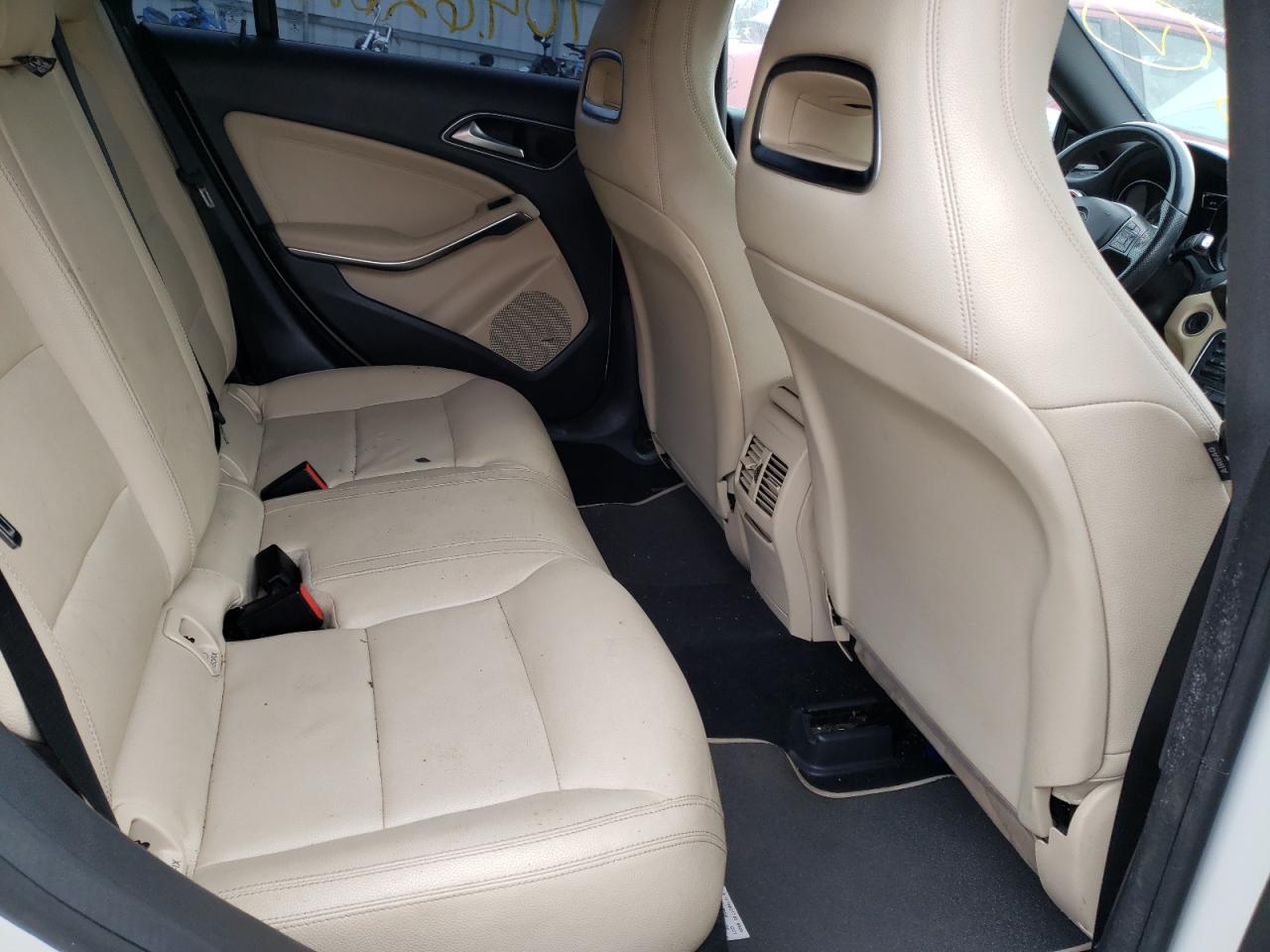 Photo 6 from auction – 2014 MERCEDES-BENZ CLA 250 with VIN WDDSJ4EB7EN108543