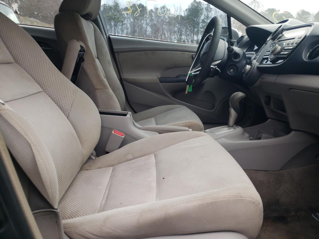 Photo 5 from auction – 2010 HONDA INSIGHT EX with VIN JHMZE2H78AS025903