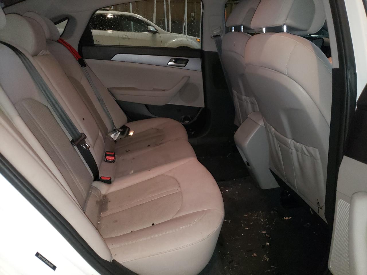 Photo 6 from auction – 2017 HYUNDAI SONATA SE with VIN 5NPE24AF4HH456401