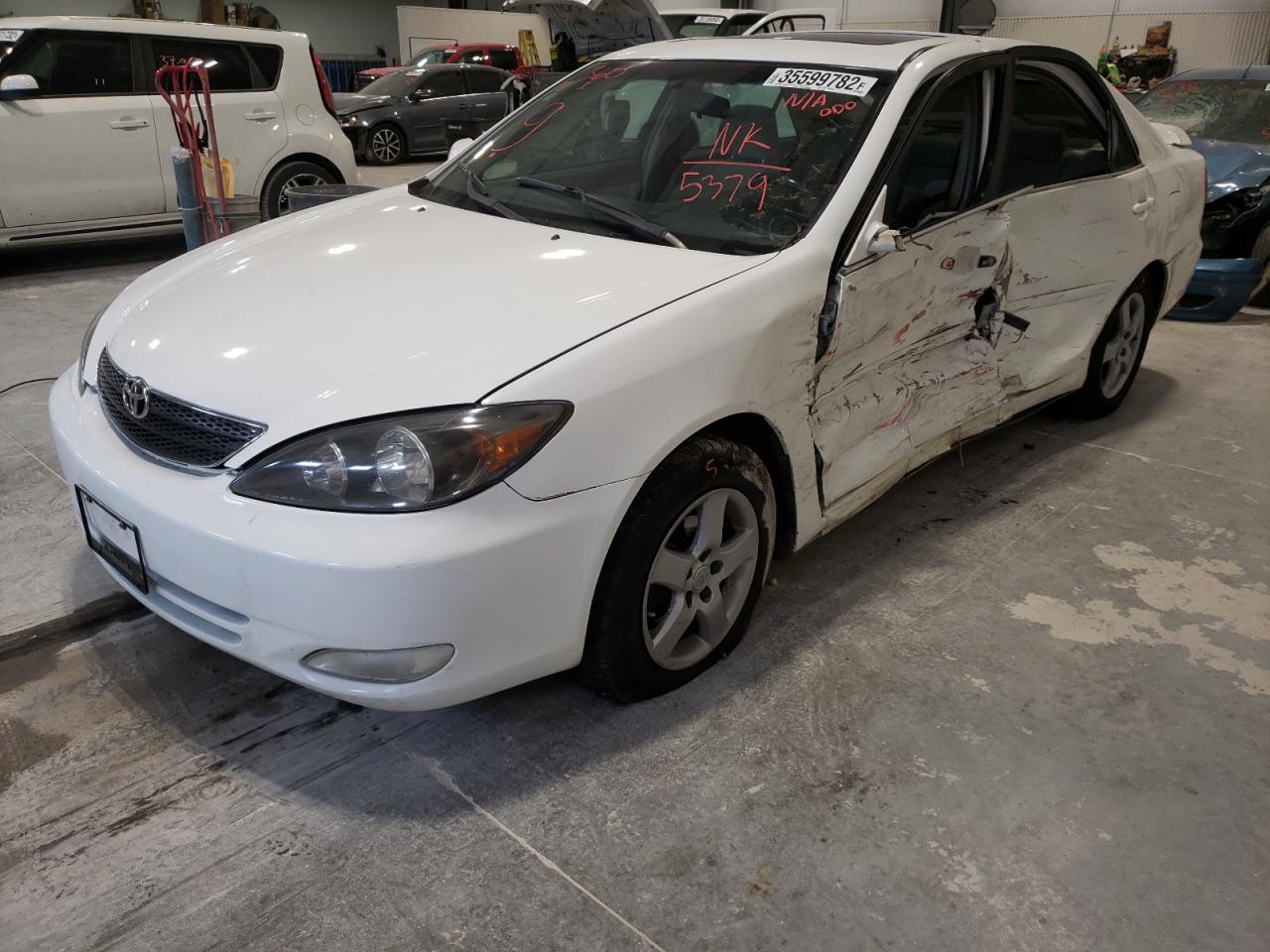 Photo 2 from auction – 2002 TOYOTA CAMRY LE with VIN 4T1BE32K82U505379