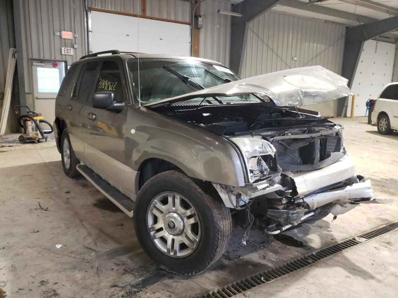 MERCURY MOUNTAINEE 2004 with VIN 4M2ZU86K64ZJ06953 - Photo from auction