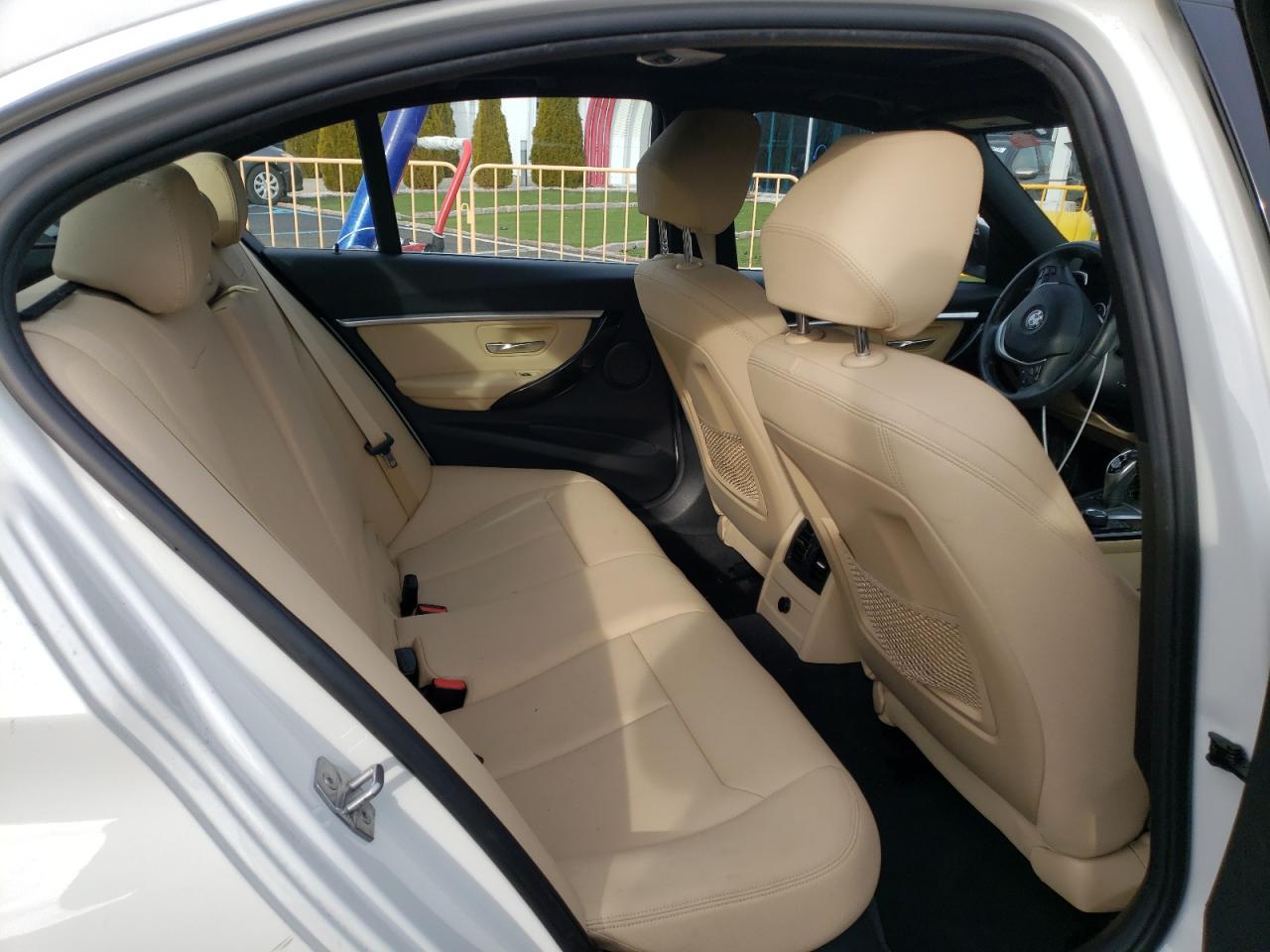 Zdjęcie 6 z aukcji – 2018 BMW 330 XI z VIN WBA8D9G56JNU68880