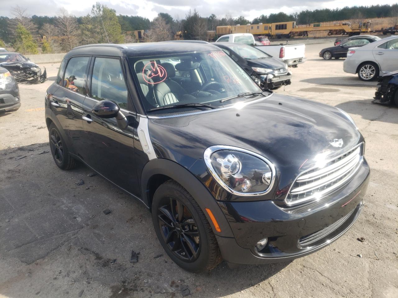 MINI COOPER COU 2015 with VIN WMWZB3C5XFWR46569 - Photo from auction