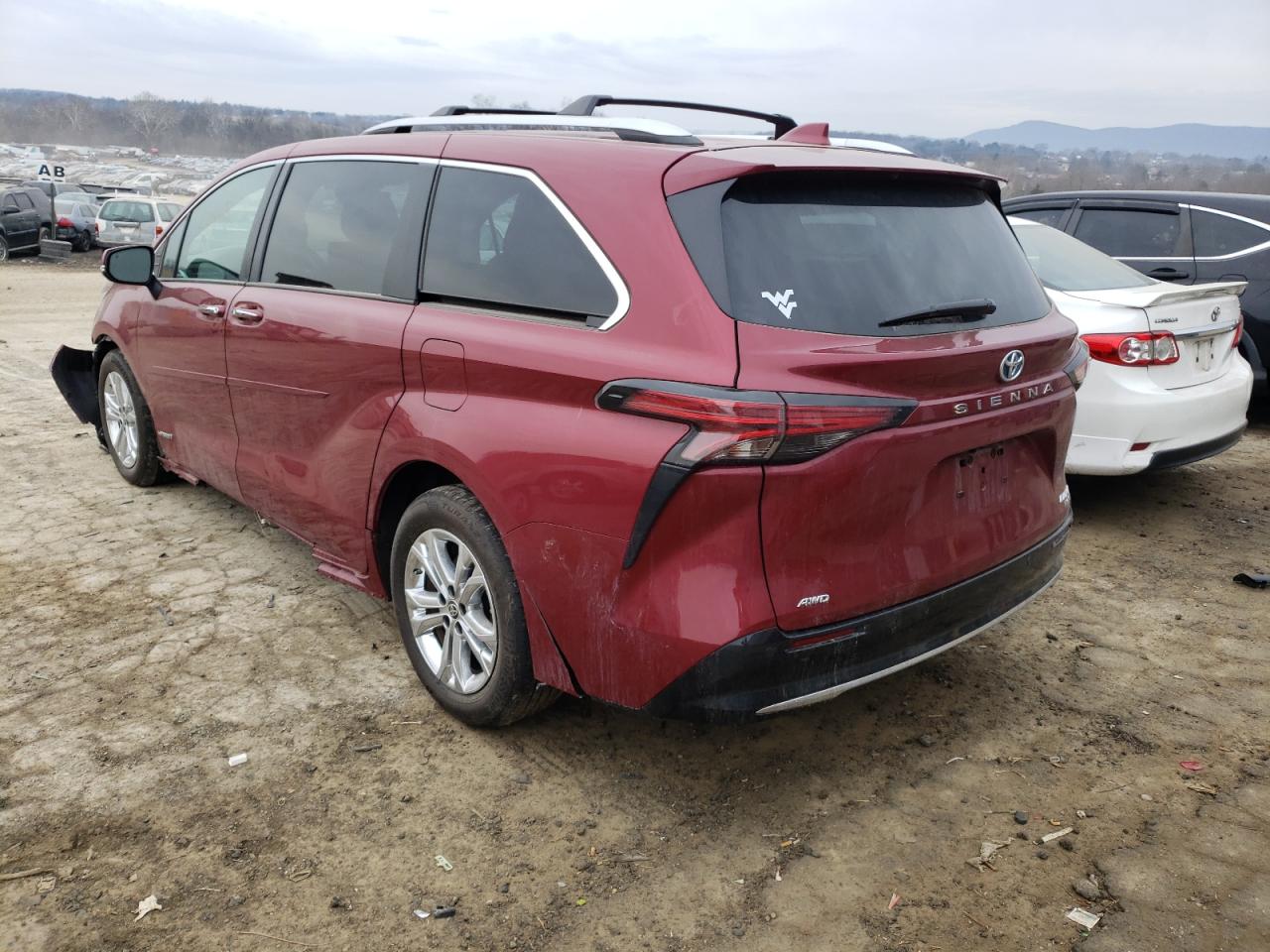 Photo 3 from auction – 2021 TOYOTA SIENNA LIM with VIN 5TDESKFC9MS006704