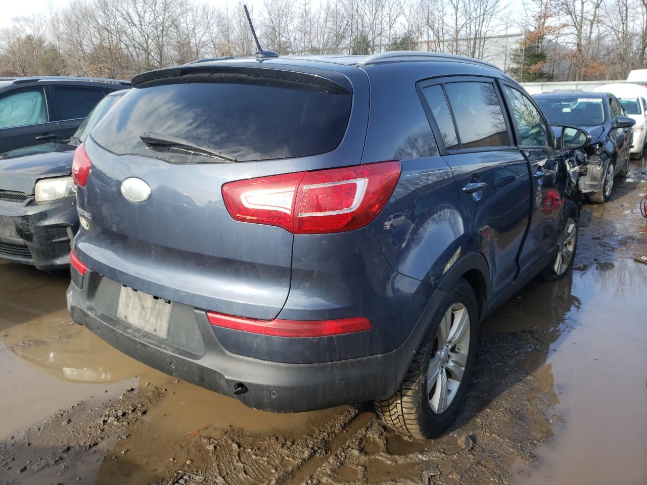 Photo 4 from auction – 2013 KIA SPORTAGE L with VIN KNDPBCA22D7499889