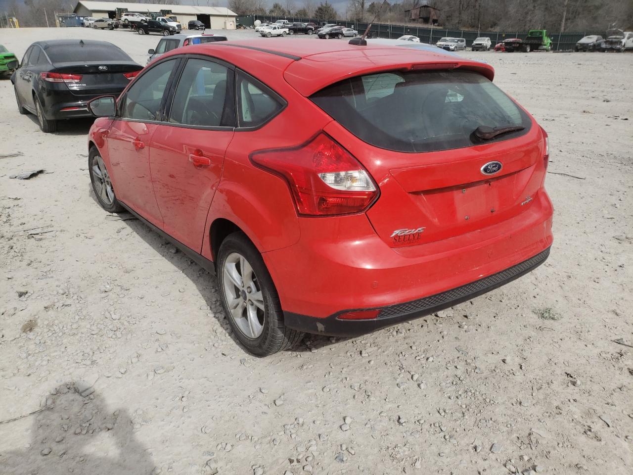 Photo 3 from auction – 2014 FORD FOCUS SE with VIN 1FADP3K27EL462788
