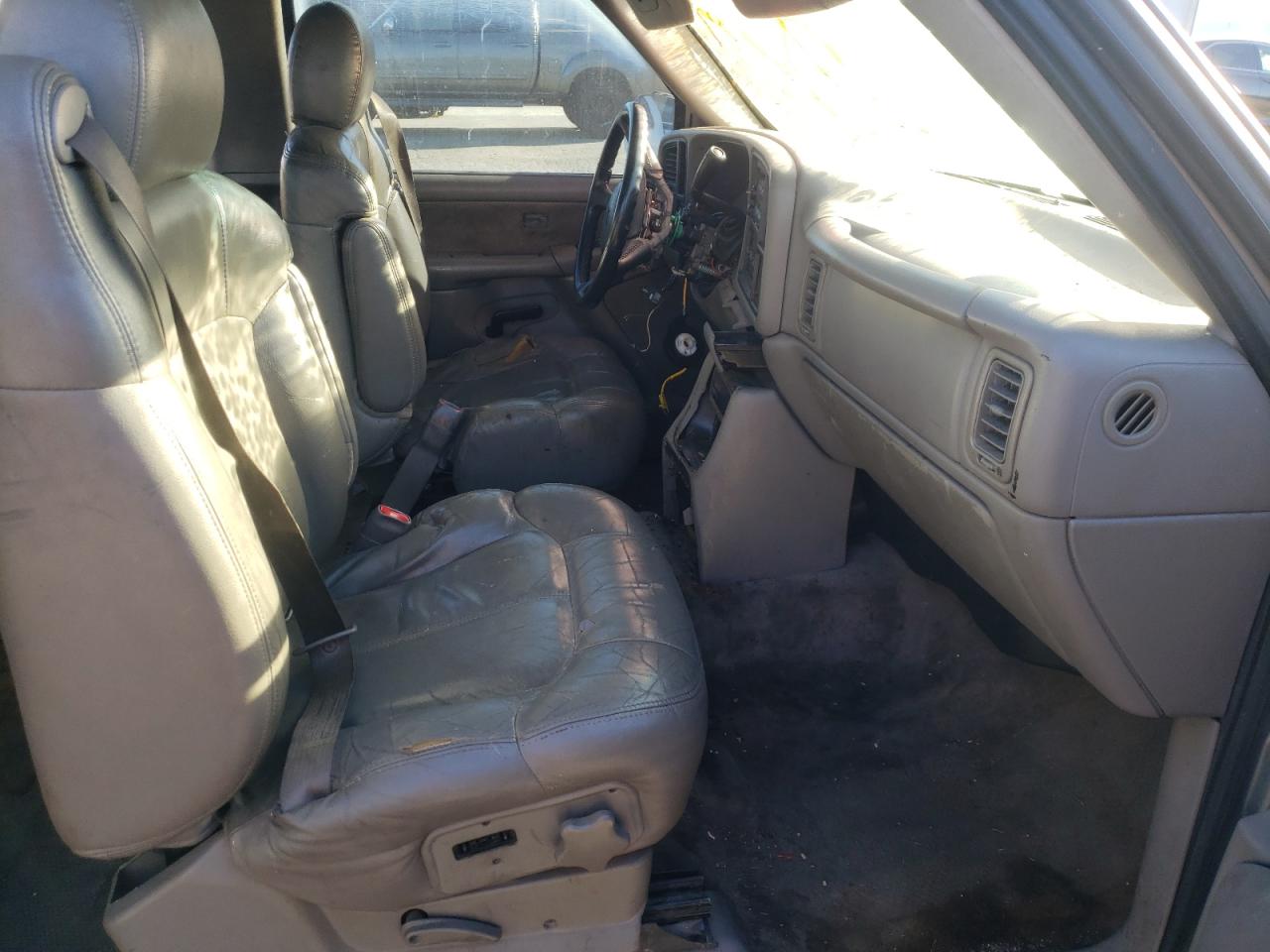 Photo 5 from auction – 2001 CHEVROLET SILVERADO with VIN 2GCEC19T411116825