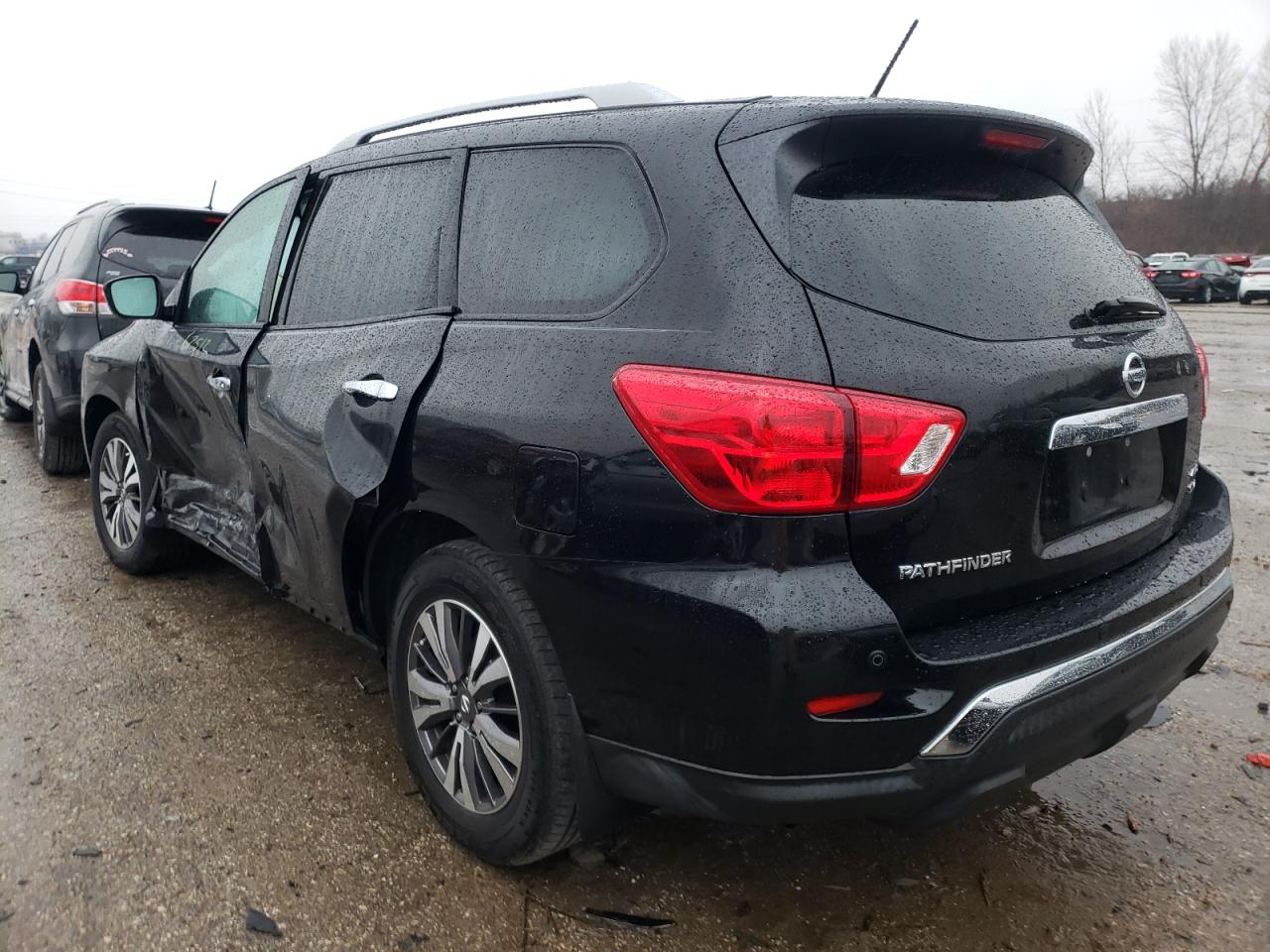 Photo 3 from auction – 2017 NISSAN PATHFINDER with VIN 5N1DR2MM3HC908870