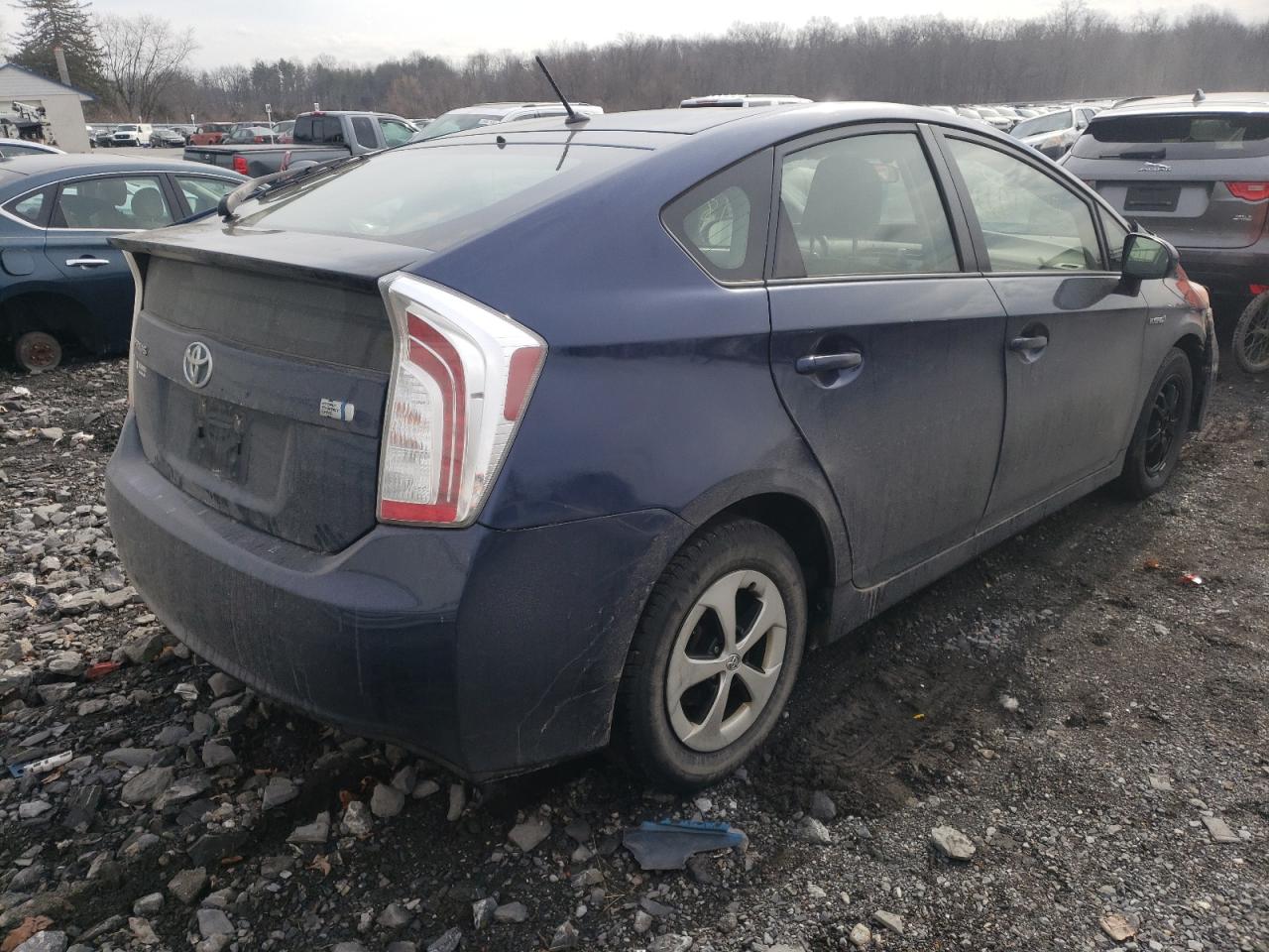Photo 4 from auction – 2014 TOYOTA PRIUS with VIN JTDKN3DU4E1794754