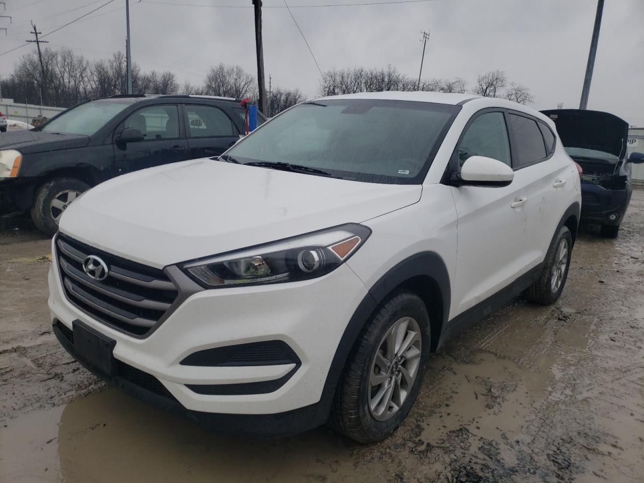Photo 2 from auction – 2016 HYUNDAI TUCSON SE with VIN KM8J23A44GU144764