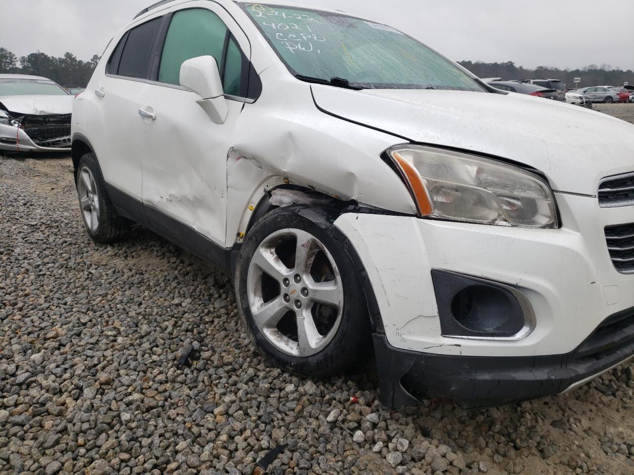 Photo 9 from auction – 2015 CHEVROLET TRAX LTZ with VIN KL7CJNSB2FB074021