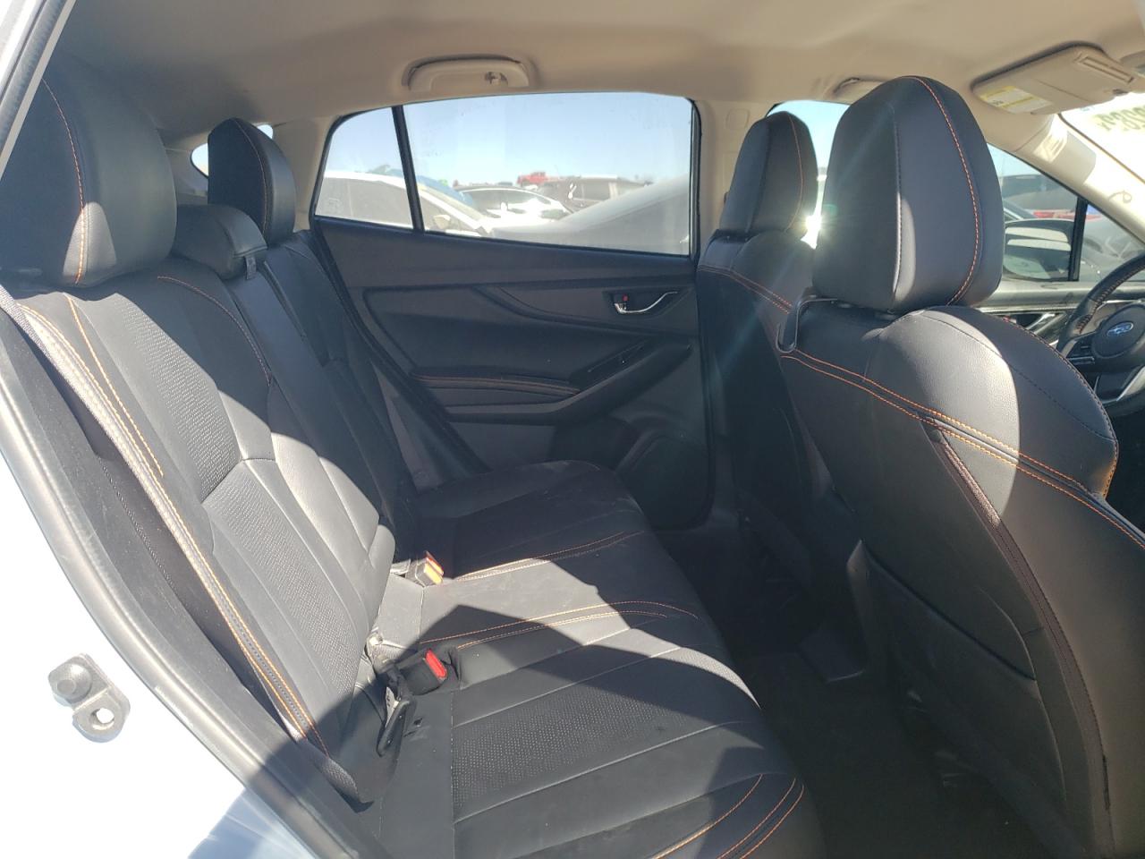 Photo 6 from auction – 2018 SUBARU CROSSTREK with VIN JF2GTAJC3JH305372