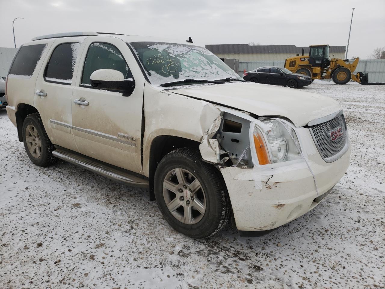 GMC YUKON DENA 2010 with VIN 1GKUKEEF9AR172678 - Photo from auction