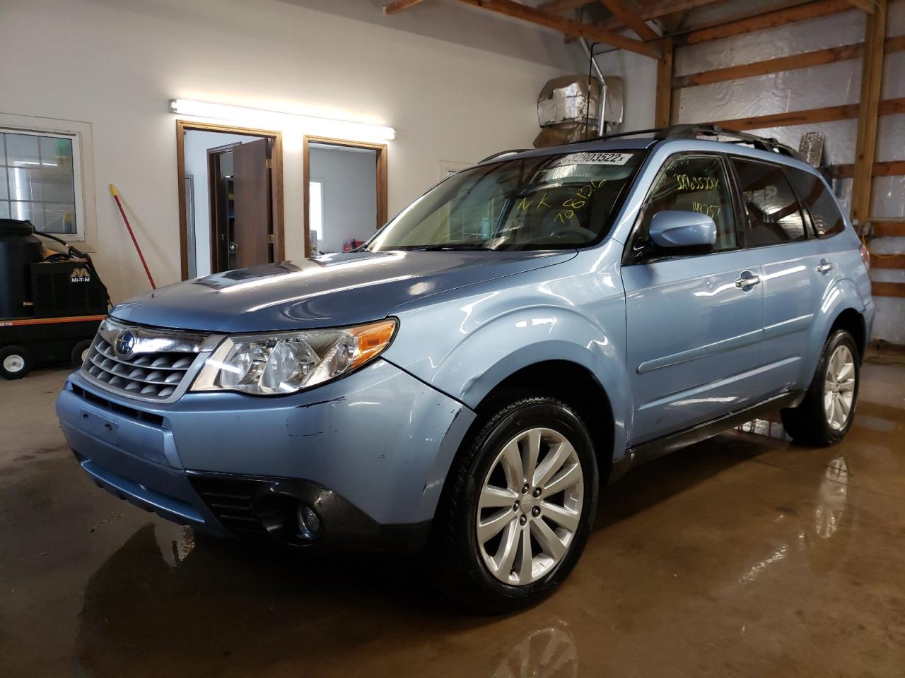 Photo 2 from auction – 2011 SUBARU FORESTER L with VIN JF2SHBFC4BH708126