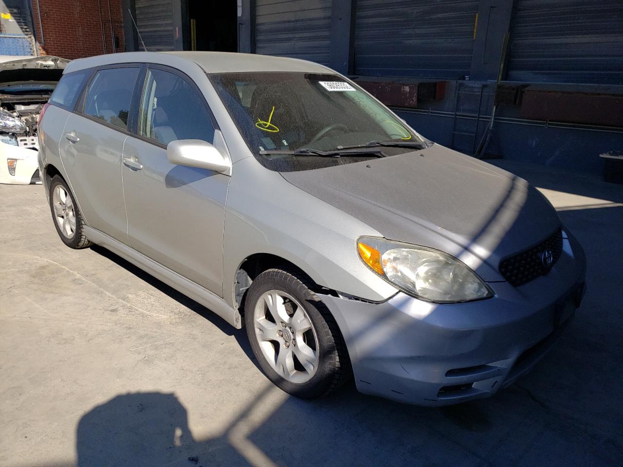 TOYOTA COROLLA MA 2003 z numerem VIN 2T1KR32E73C116542 - Zdjęcie z aukcji