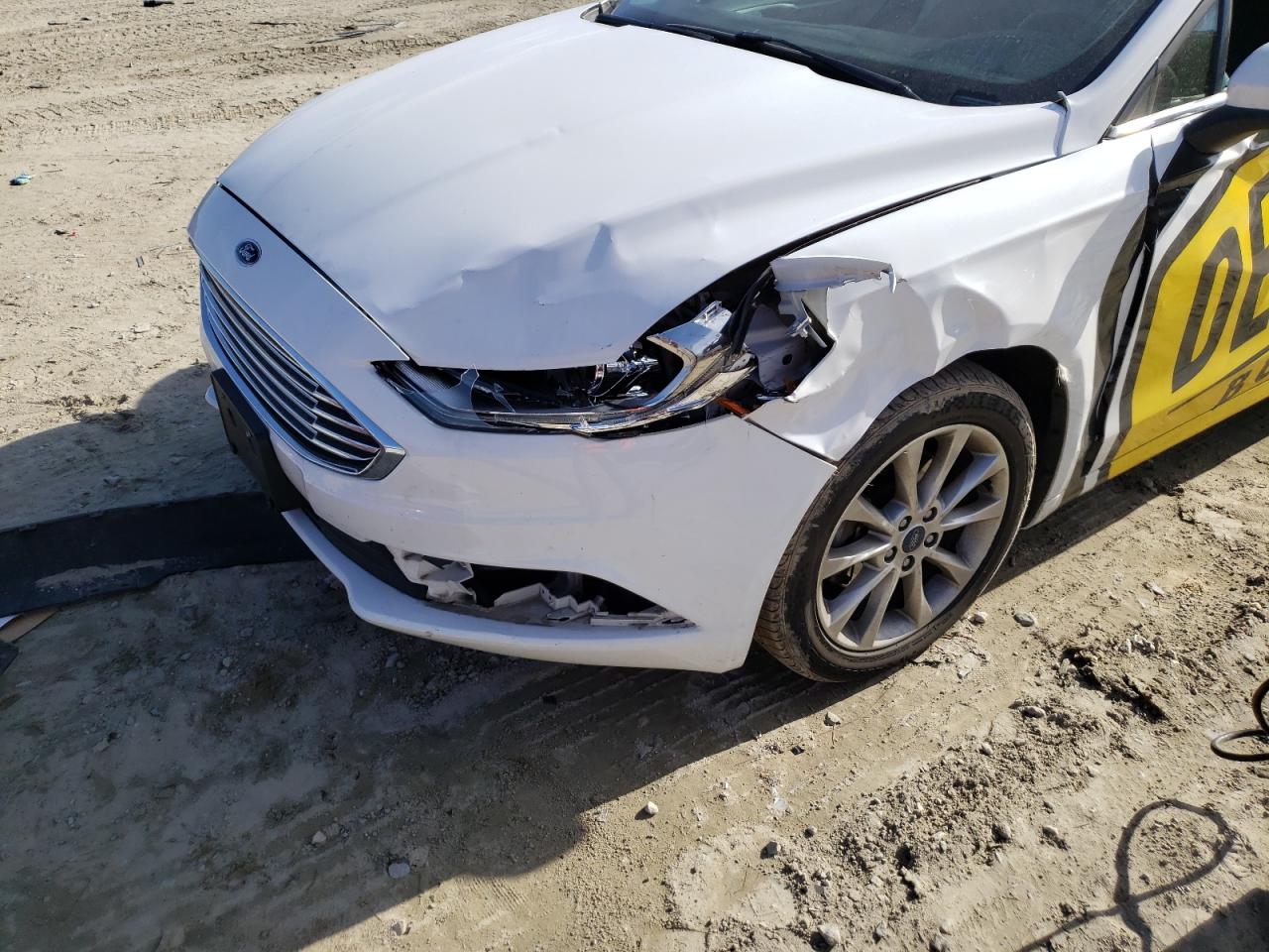 Photo 9 from auction – 2017 FORD FUSION SE with VIN 3FA6P0H74HR148659
