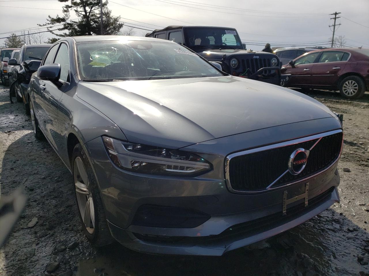 Photo 1 from auction – 2018 VOLVO S90 T5 MOM with VIN LVY982MK8JP027486