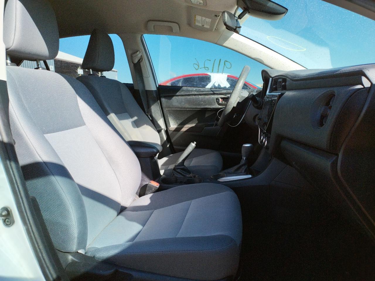 Photo 5 from auction – 2017 TOYOTA COROLLA L with VIN 2T1BURHE3HC936942