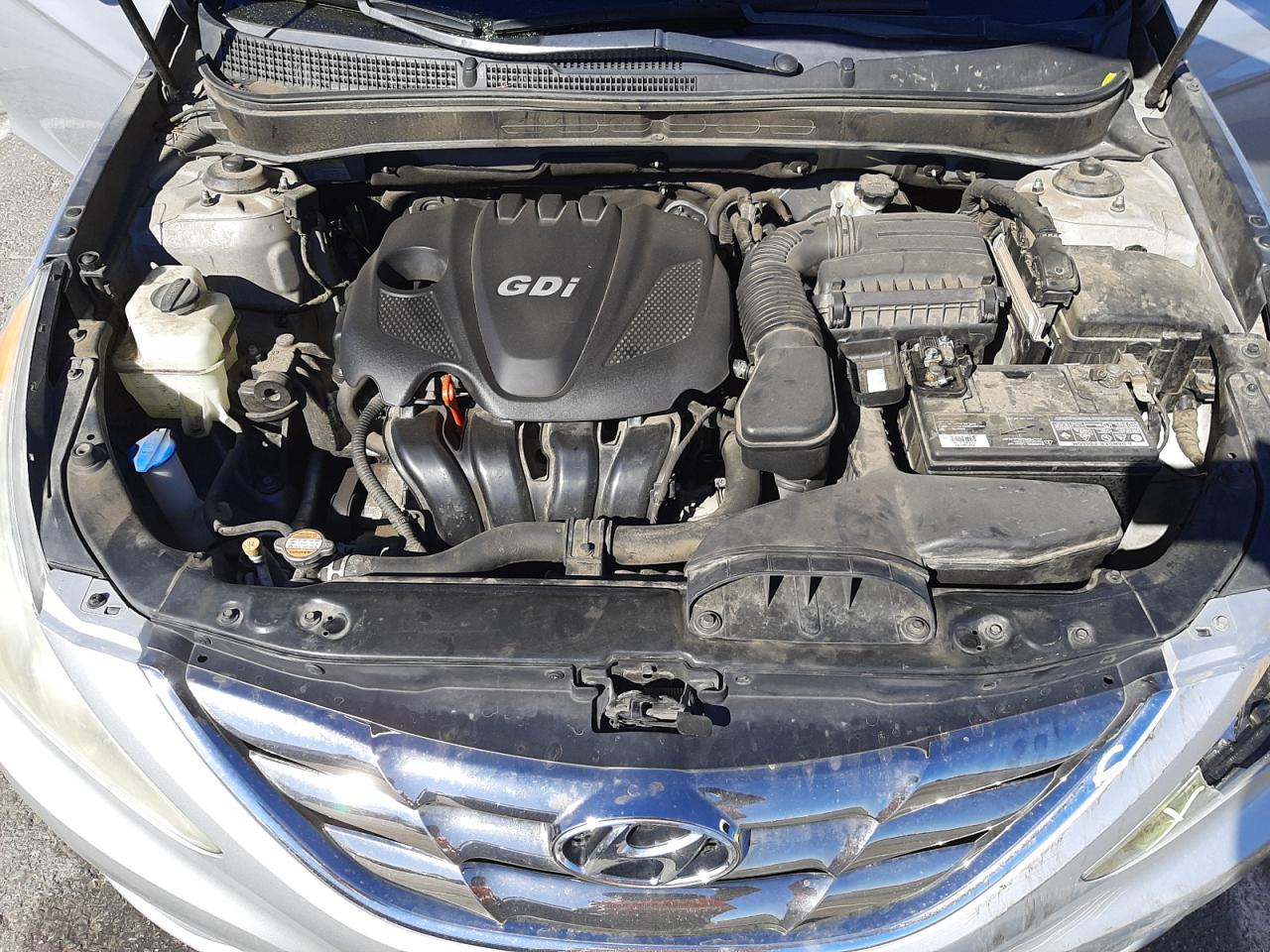 Photo 7 from auction – 2012 HYUNDAI SONATA SE with VIN 5NPEC4AC7CH391524