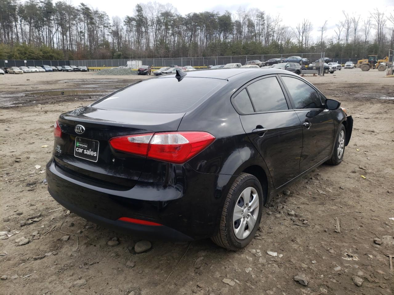 Photo 4 from auction – 2015 KIA FORTE LX with VIN KNAFK4A60F5423927