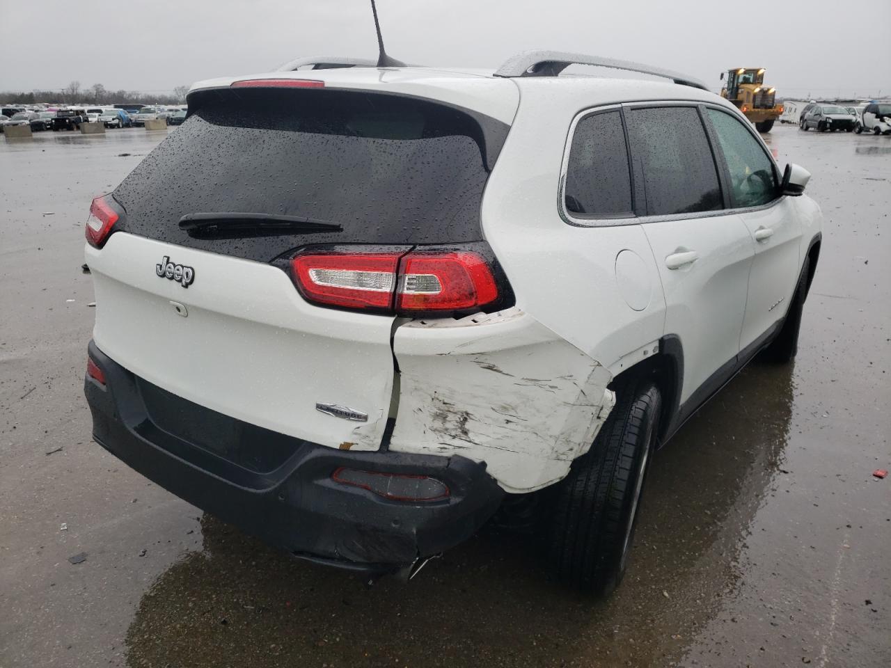 Photo 4 from auction – 2017 JEEP CHEROKEE L with VIN 1C4PJLCS5HW642751