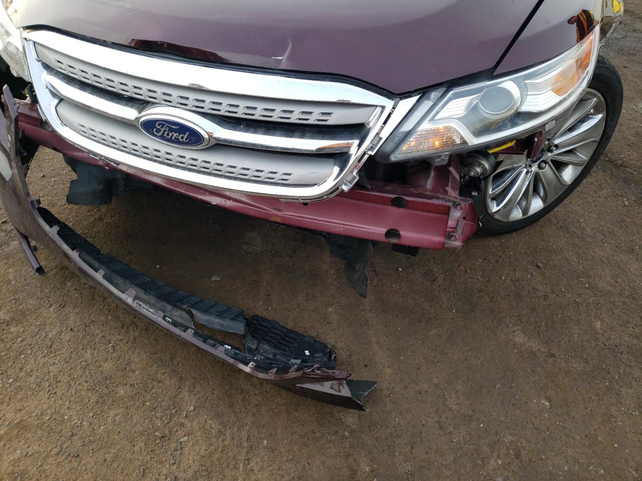 Photo 9 from auction – 2011 FORD TAURUS LIM with VIN 1FAHP2FW3BG132787
