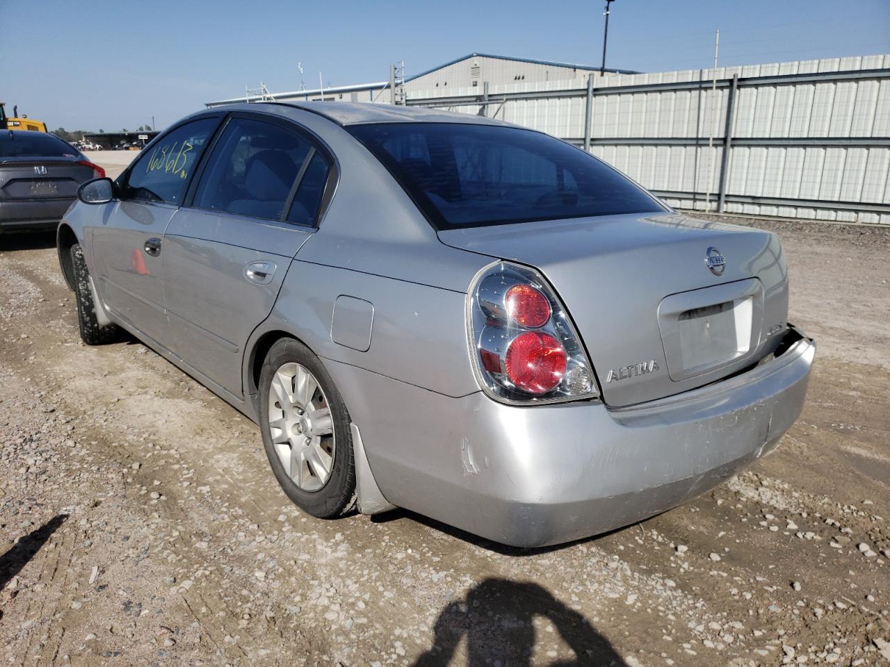 Photo 3 from auction – 2005 NISSAN ALTIMA with VIN 1N4AL11D65N901991
