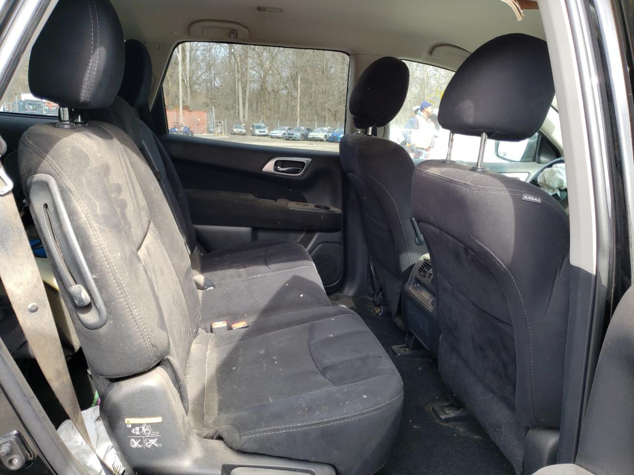Photo 6 from auction – 2016 NISSAN PATHFINDER with VIN 5N1AR2MM6GC606135