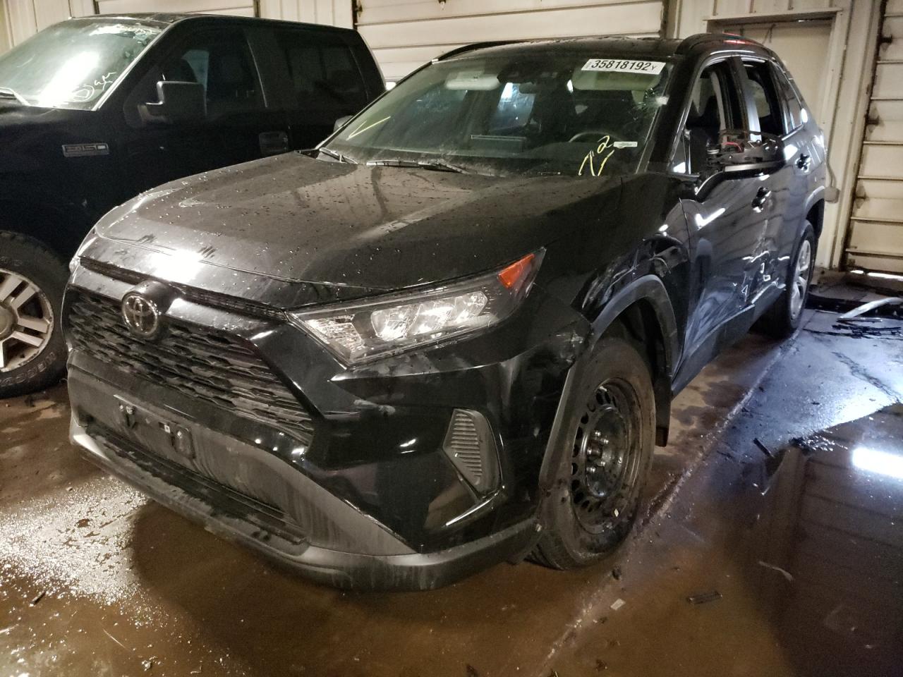 Photo 2 from auction – 2021 TOYOTA RAV4 LE with VIN 2T3F1RFV2MC191972