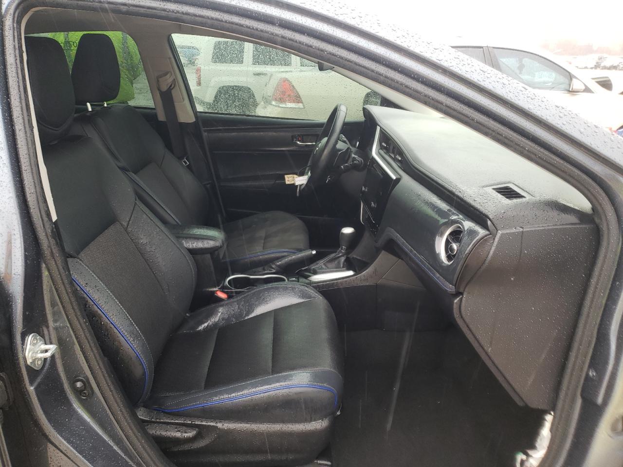 Photo 5 from auction – 2019 TOYOTA COROLLA L with VIN 2T1BURHE5KC196866