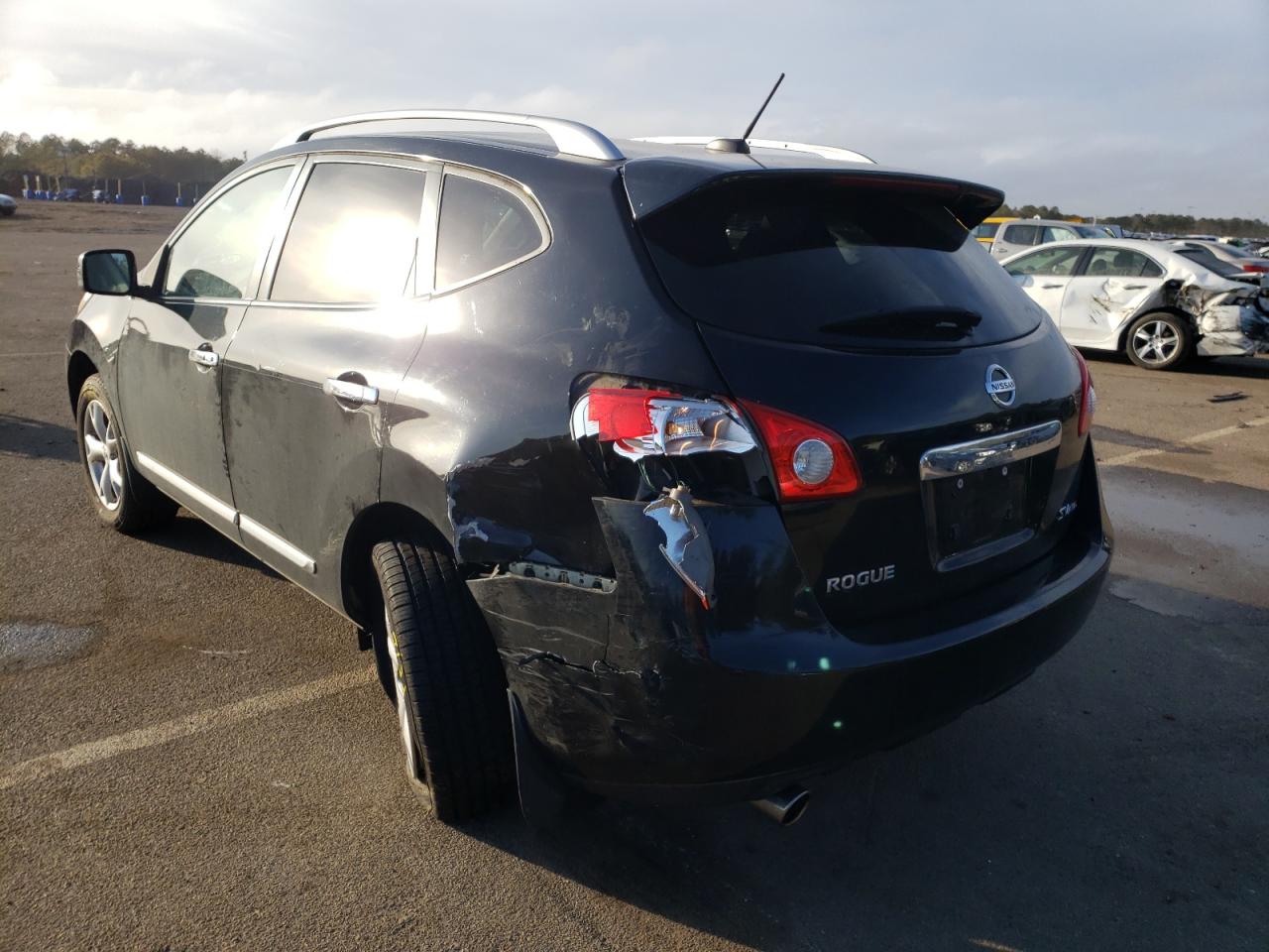 Photo 3 from auction – 2011 NISSAN ROGUE S with VIN JN8AS5MV9BW663914