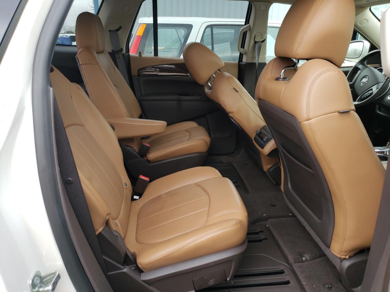 Photo 6 from auction – 2015 BUICK ENCLAVE with VIN 5GAKVCKD6FJ291393