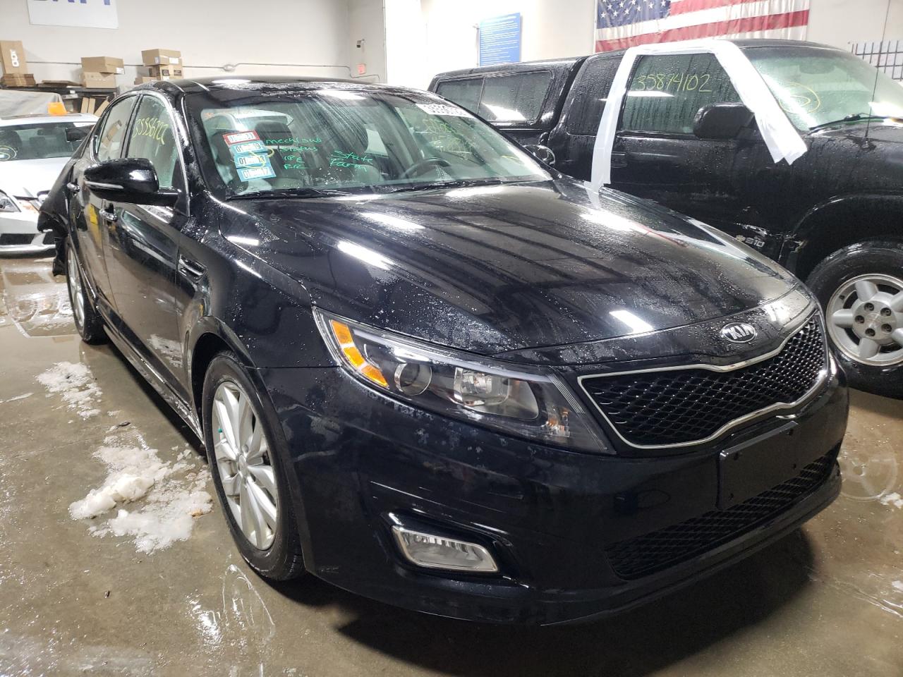 KIA OPTIMA EX 2015 with VIN 5XXGN4A75FG481664 - Photo from auction