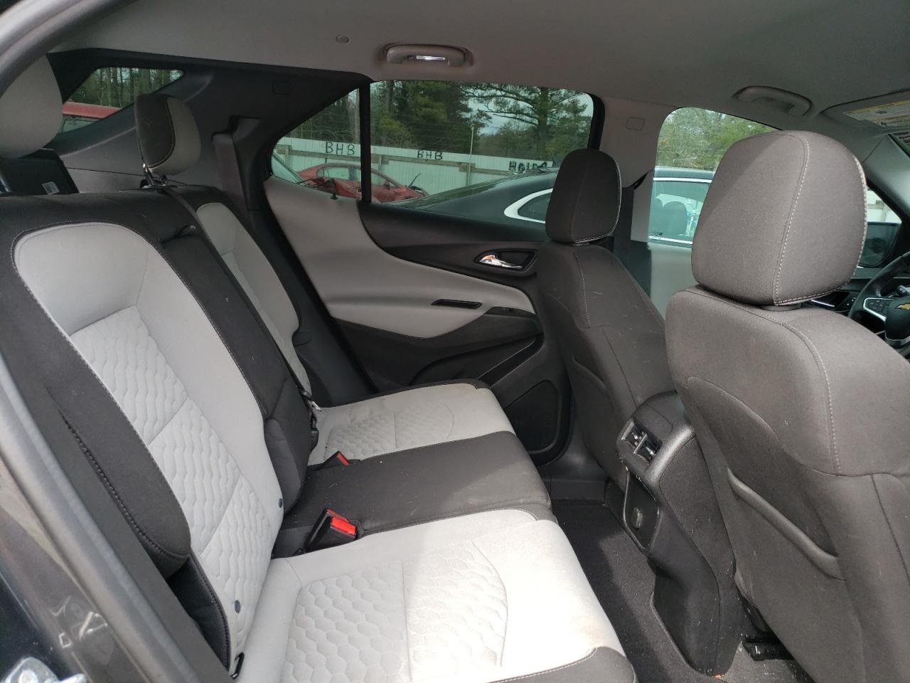 Photo 6 from auction – 2018 CHEVROLET EQUINOX LT with VIN 3GNAXJEV1JS563165